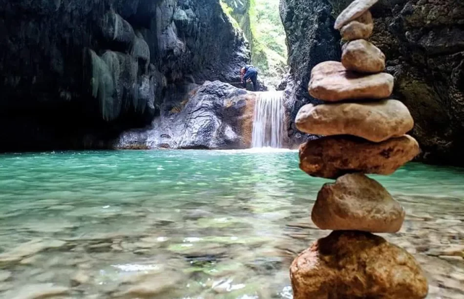 Karimutty Waterfalls