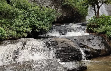 Kanthalloor Waterfalls