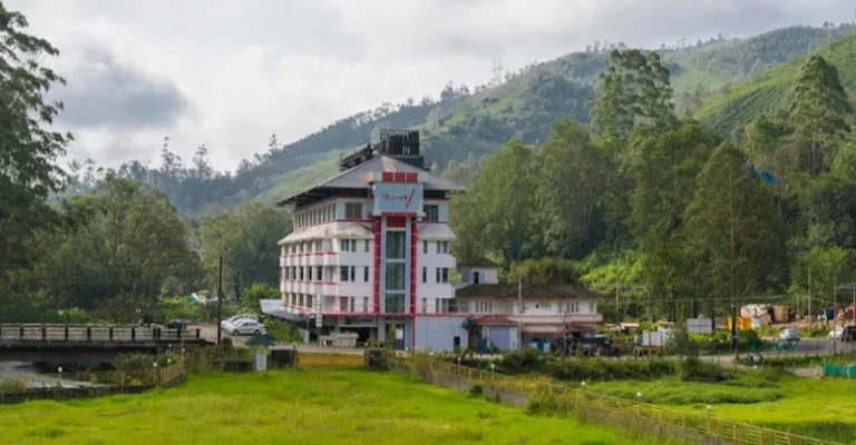 Hillview Hotels in Munnar